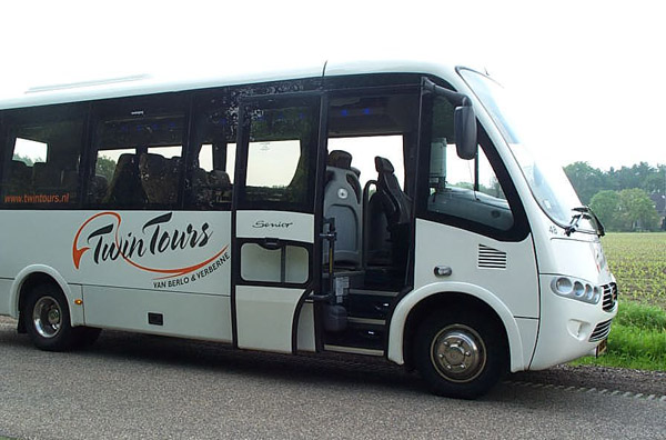 Small business class touringcar
