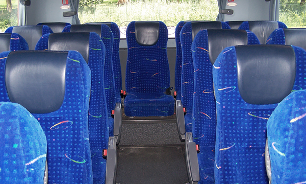 twintours-rolstoelbus-touringcar-06