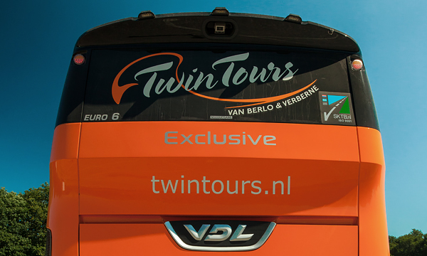 twintours-tourist-touringcar-03